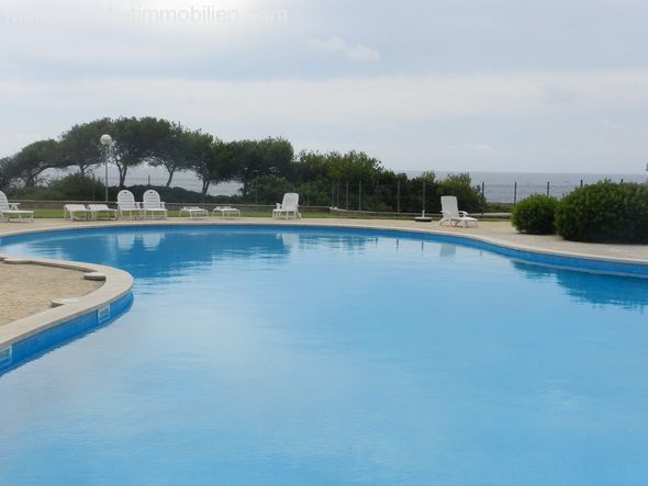 Poollage