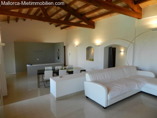 Sofas , tv and hiting